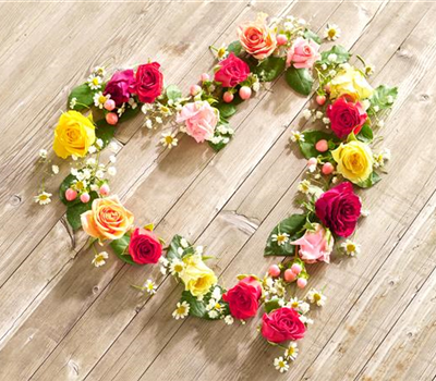 Blumige Deko zum Valentin