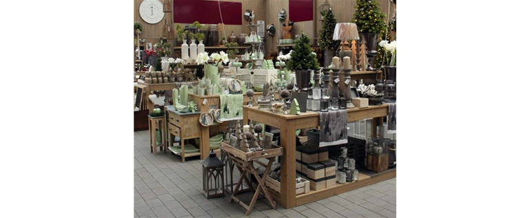 Weihnachtsaufbau_Lueske.jpg Weihnachtsaufbau_Lueske.jpg